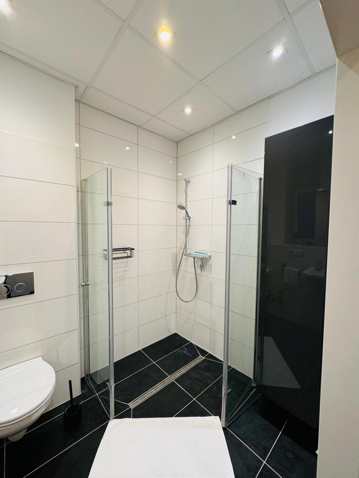 Klassen Stay - Designer Altbau Apartment Mit 2 Zimmer - Naehe Zentrum Und Rhein Coblence Extérieur photo