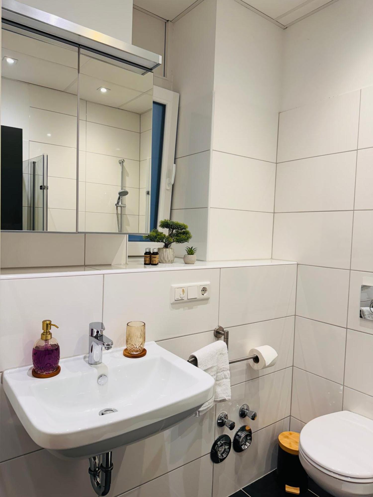 Klassen Stay - Designer Altbau Apartment Mit 2 Zimmer - Naehe Zentrum Und Rhein Coblence Extérieur photo